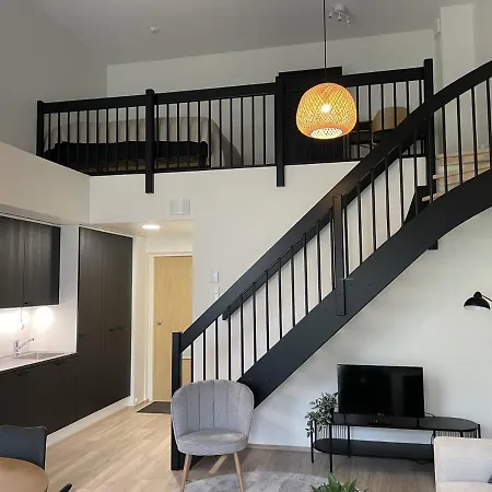 High-ceilinged With Balcony Apartmán