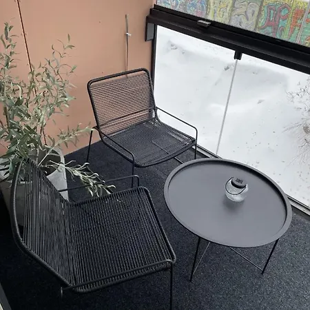 High-ceilinged With Balcony Apartmán